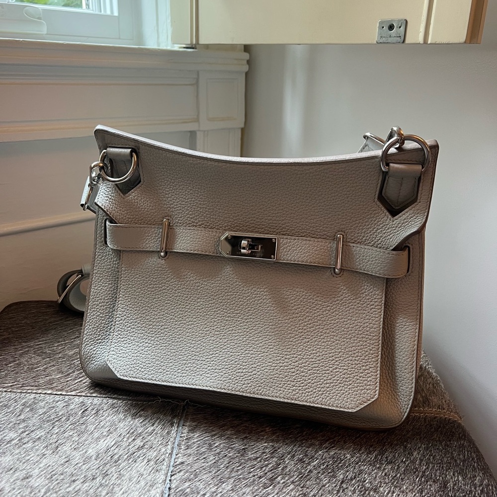 Hermes Jypsiere 31 Gris Perle Shoulder Bag